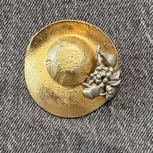 Vintage Ultra Craft Gardener's Hat Brooch Pin